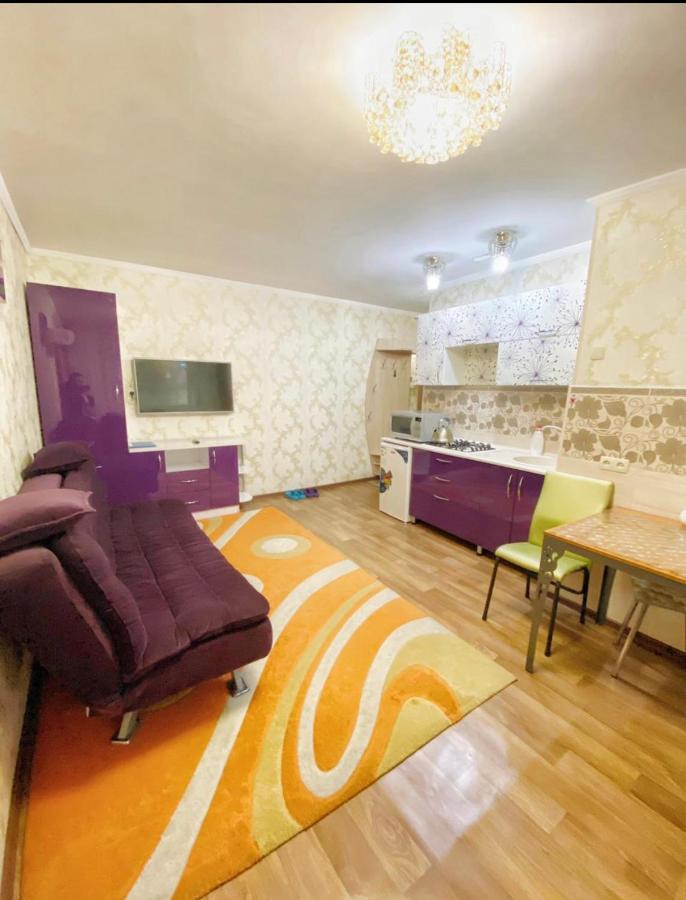 Apartments Ahmetova 4 21 Almaty Exterior photo